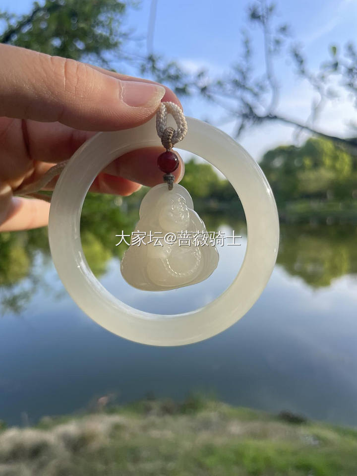 百位数出观山闲置青海蜂蜜水佛公吊坠挂件_和田玉