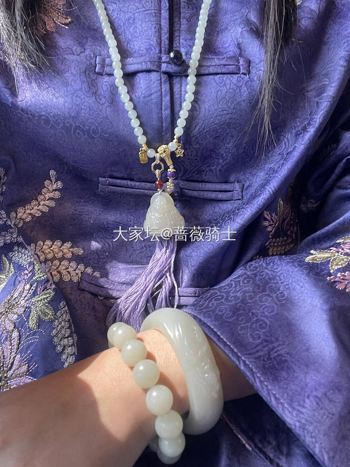 百位数出观山闲置青海蜂蜜水佛公吊坠挂件_和田玉