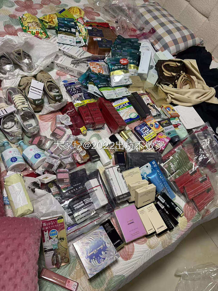 国外回来出点现货，出神仙水套、香奈儿、Lv包包等lelabo香水_品味