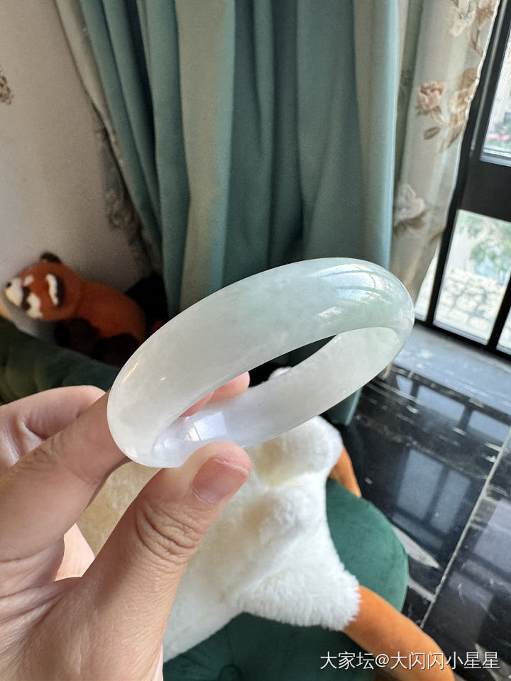 闲置出晴水56.9圈口翡翠手镯_翡翠