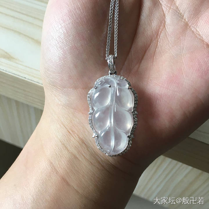18k金镶翡翠高冰白叶子_翡翠