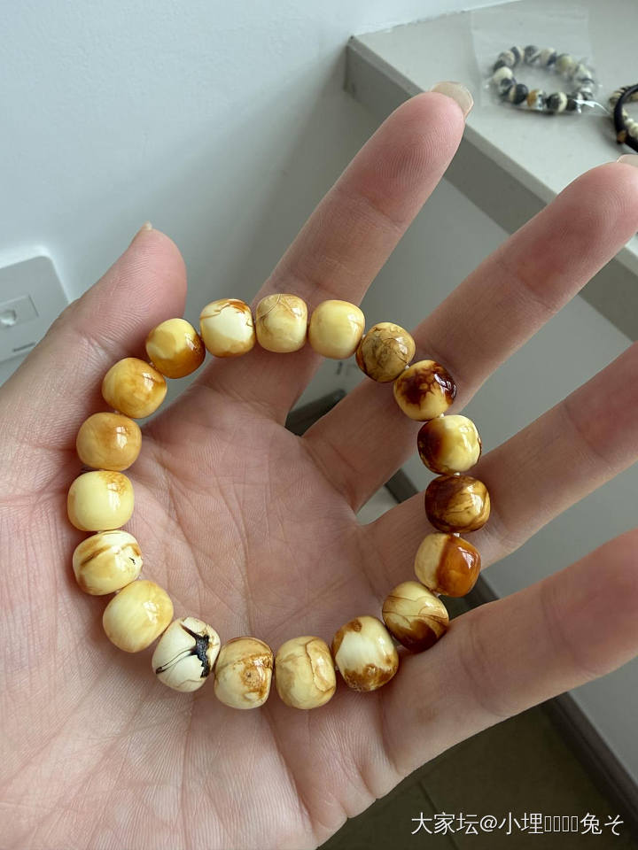 出绿松和蜜蜡_有机宝石