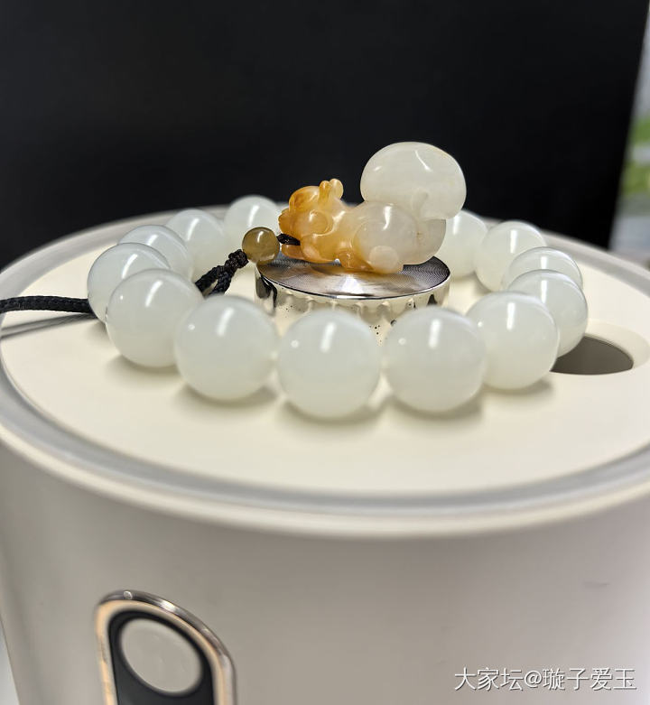 和田玉独籽 黄沁全玉种 松鼠_和田玉