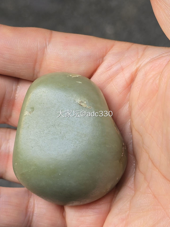 和田青玉籽料_和田玉