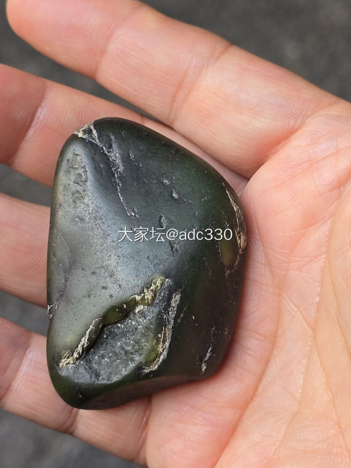 和田玉碧玉籽料原石_和田玉