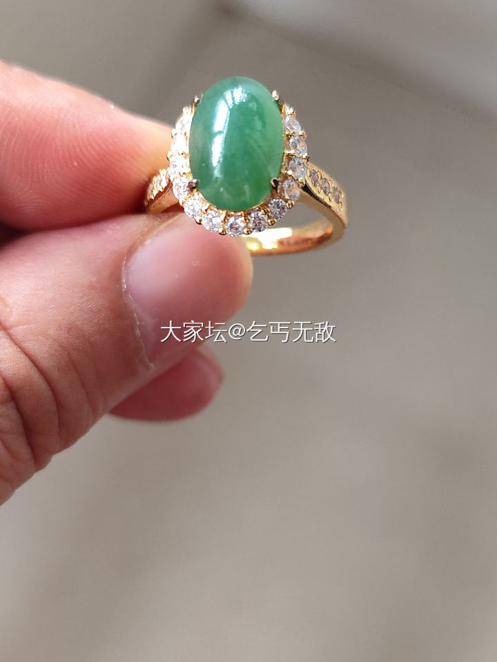 阴天 带铜拖翡翠戒面 紫罗兰 绿货都有喜欢的来，会分别上图_翡翠