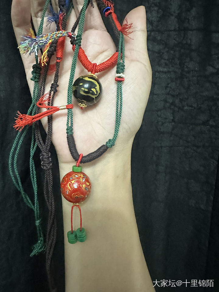 髹新家手工大漆珠情侣手绳_文玩