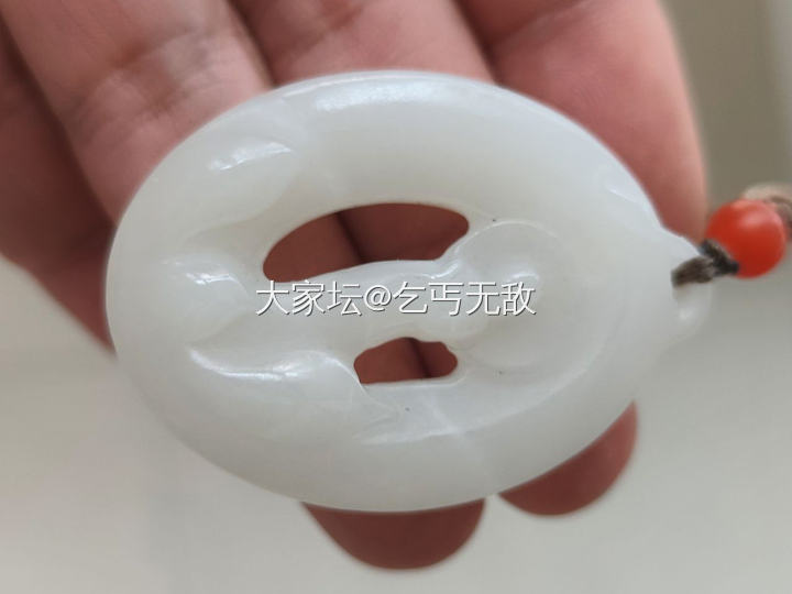自然光实拍和田佛公 碧玉手镯 集美看过来_和田玉