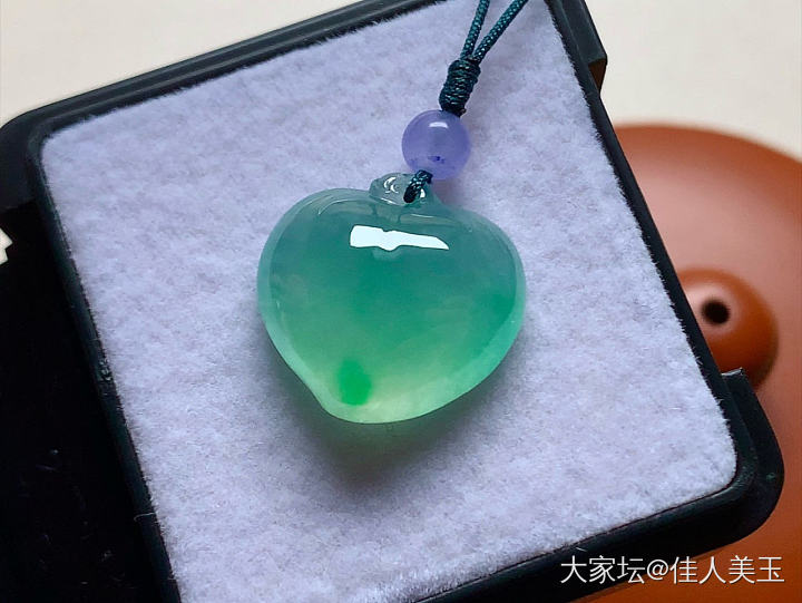 佳人美玉高冰种甜绿桃子_翡翠