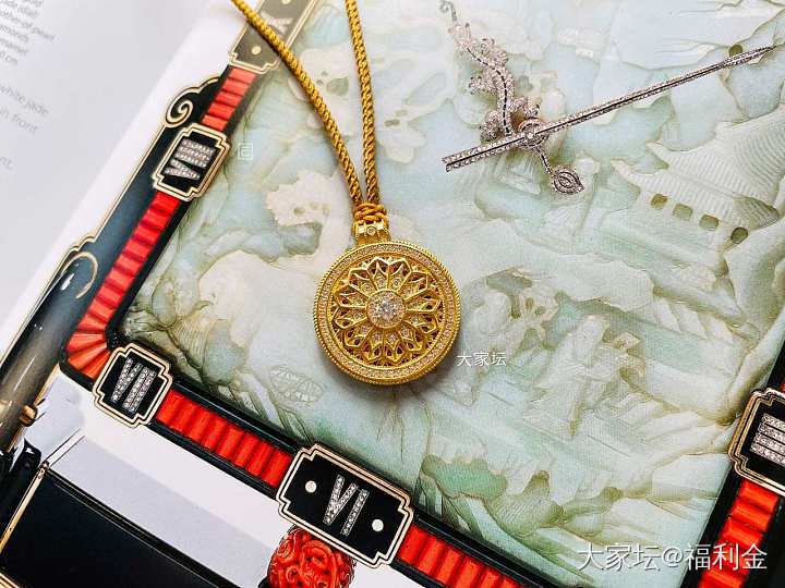莫桑石花窗罗盘吊坠 拼团代购20260731期（8月3日下午三点截团）_金