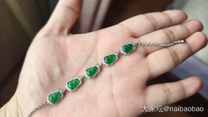 天然缅甸A货翡翠手链_翡翠