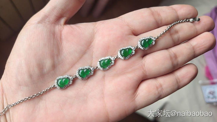 天然缅甸A货翡翠手链_翡翠