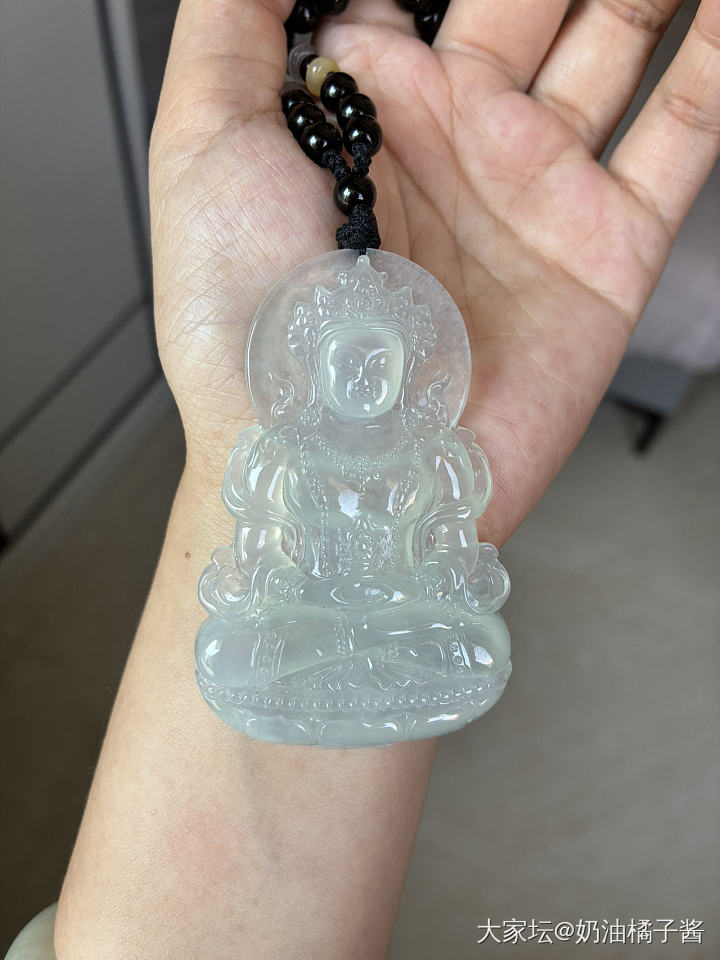天然翡翠冰种度母_翡翠