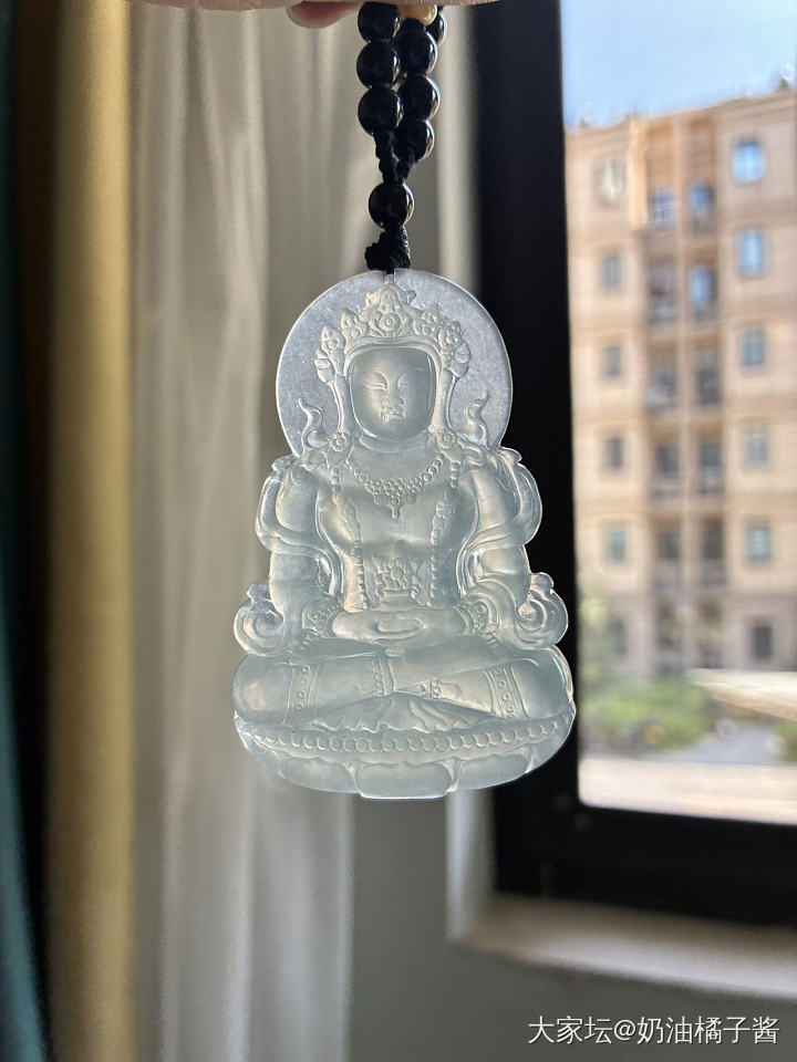 天然翡翠冰种度母_翡翠