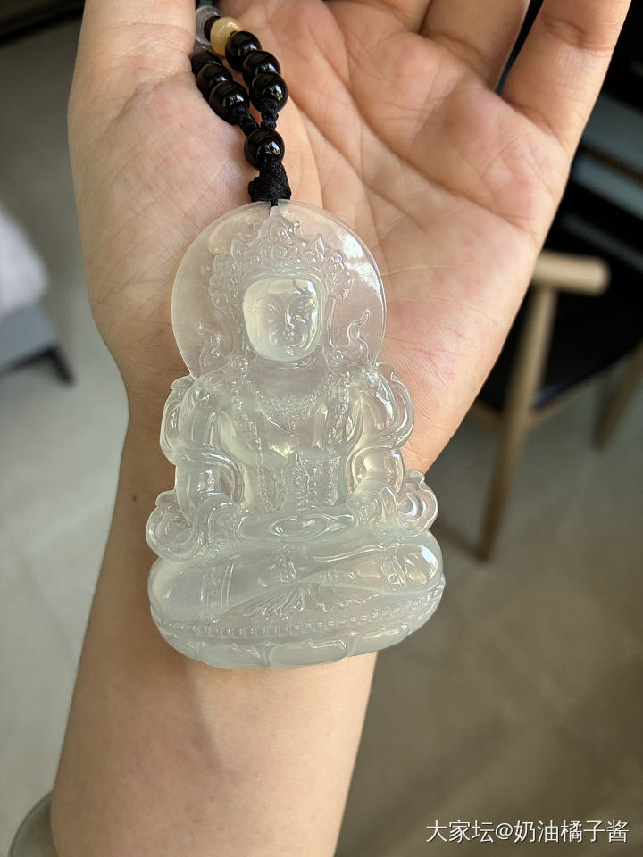 天然翡翠冰种度母_翡翠
