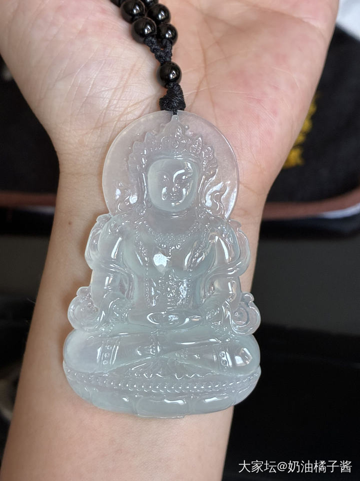 天然翡翠冰种度母_翡翠