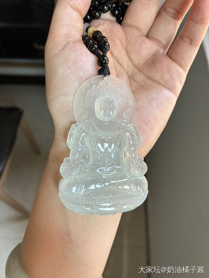 天然翡翠冰种度母_翡翠