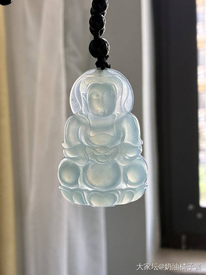 天然翡翠冰晴观音_翡翠