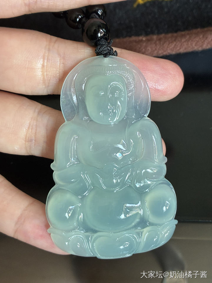 天然翡翠冰晴观音_翡翠