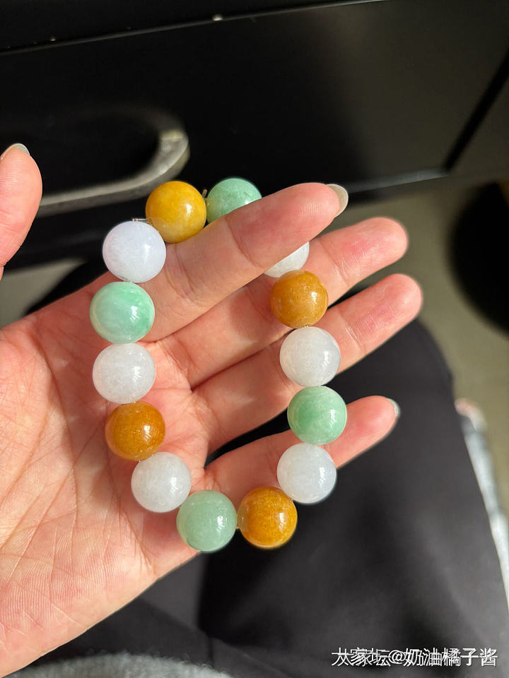 天然翡翠糖果手串_翡翠