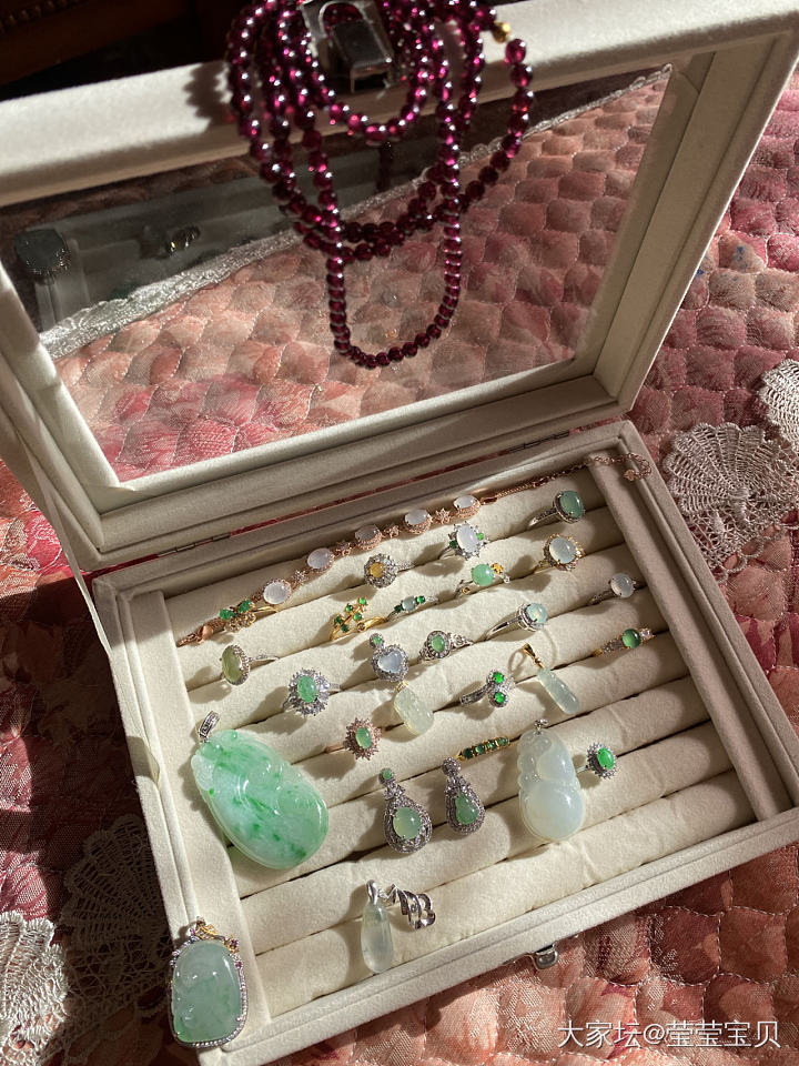 出自己的首饰盒_金