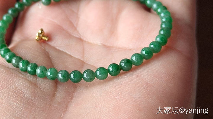 天然缅甸A翡翠手串和耳钉_翡翠