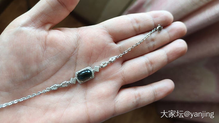 天然缅甸A翡翠手串和耳钉_翡翠