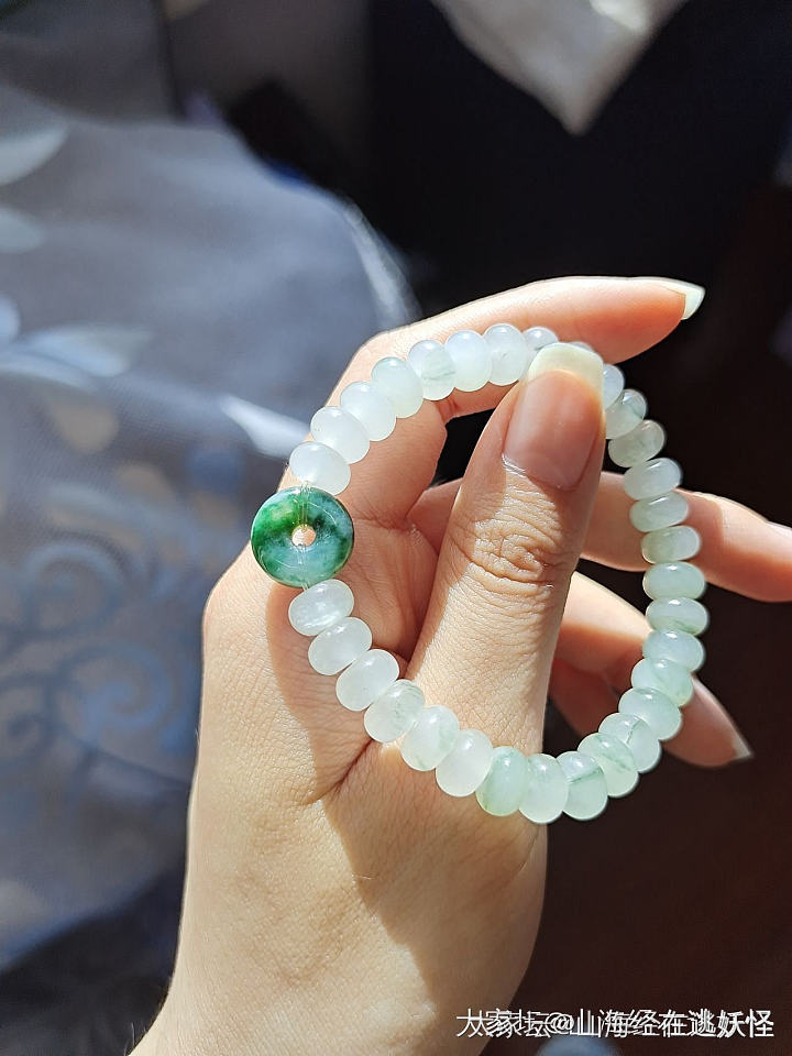 翡翠小扣子手串_玉石