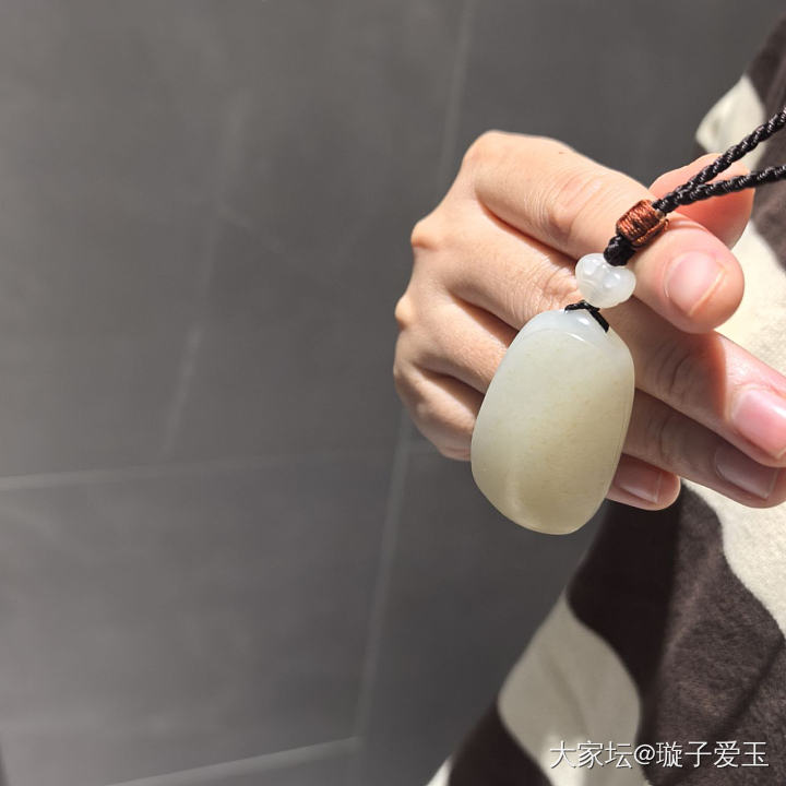 新疆和田玉 籽料 满皮 无事牌_和田玉