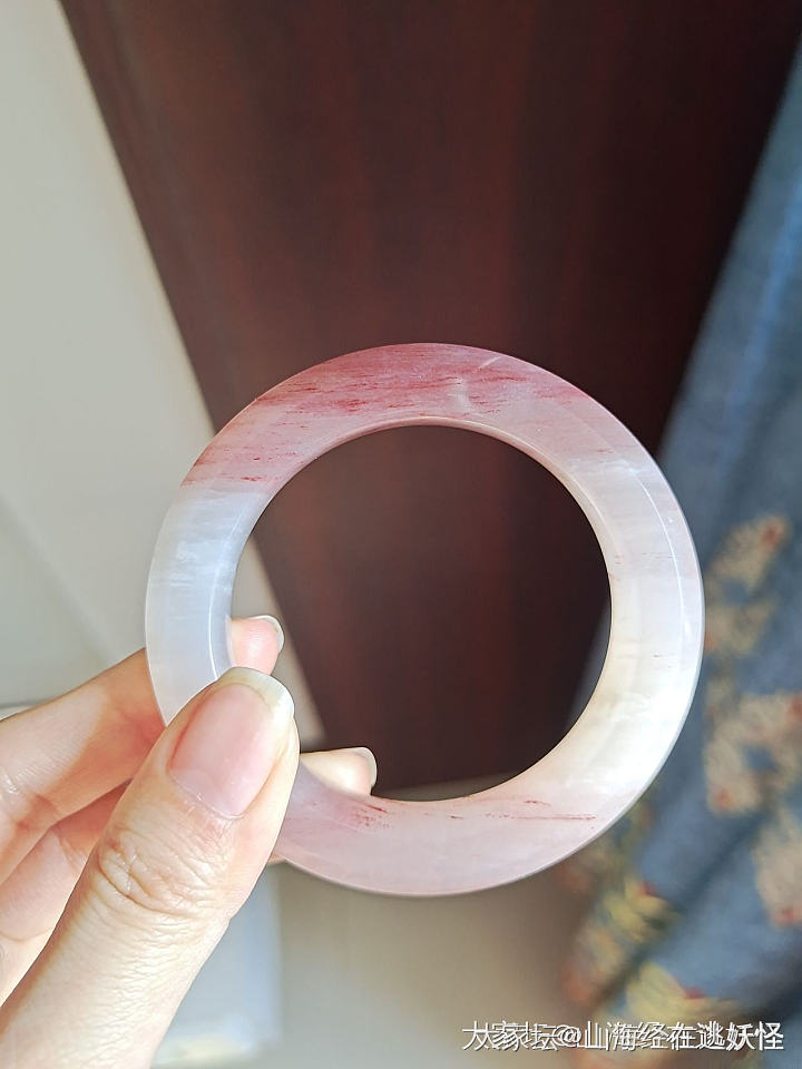 金丝玉手镯_玉石