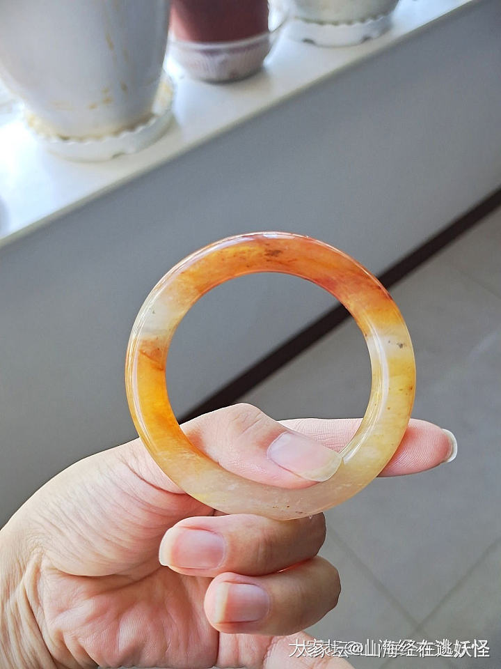金丝玉手镯_玉石