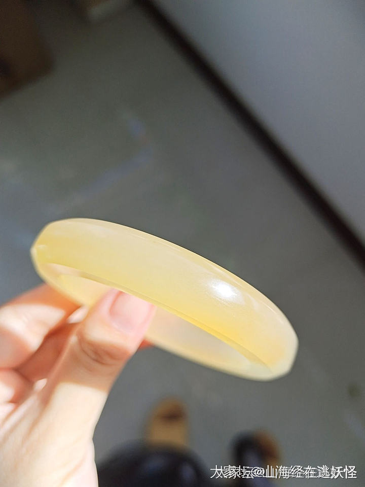 金丝玉手镯_玉石