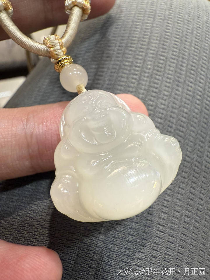 出个和田玉小胖佛_和田玉