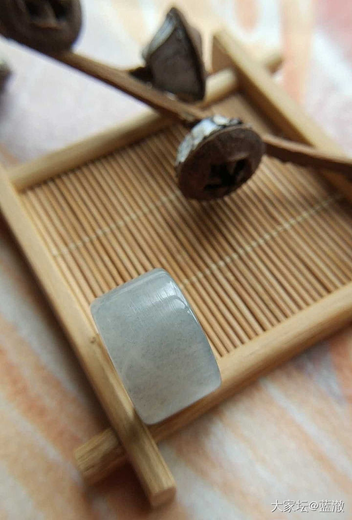 出闲置和田玉，细节图看楼下_和田玉