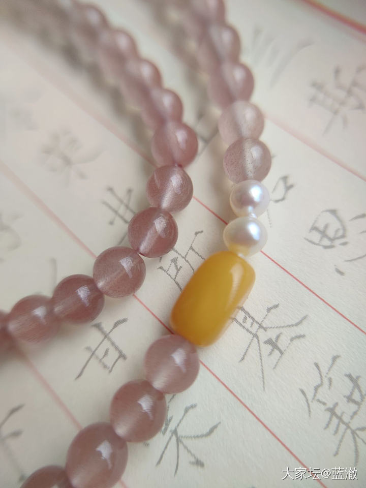 出一些杂七杂八的小玩意儿，南红玛瑙琥珀水晶都有，很适合夏天的彩色多巴胺色系_玉石