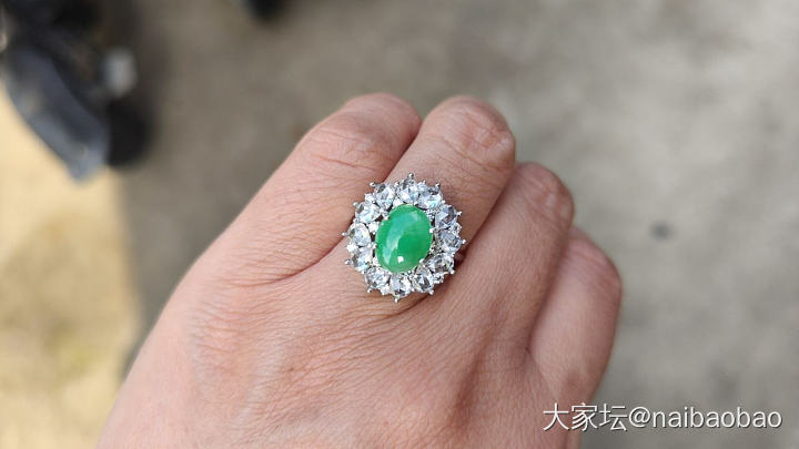 天然缅甸A货翡翠珠链_翡翠
