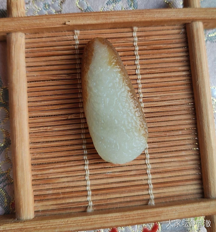 出闲置和田玉，细节图看楼下_和田玉