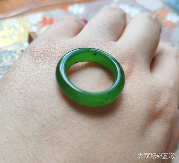 出闲置和田玉，细节图看楼下_和田玉