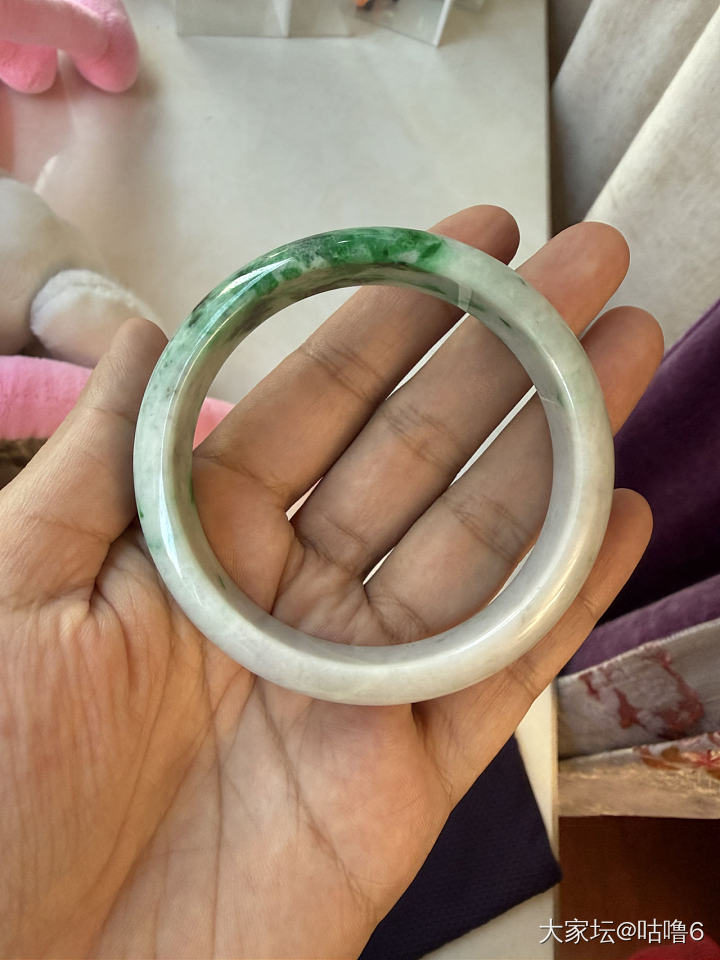 一些翡翠_翡翠
