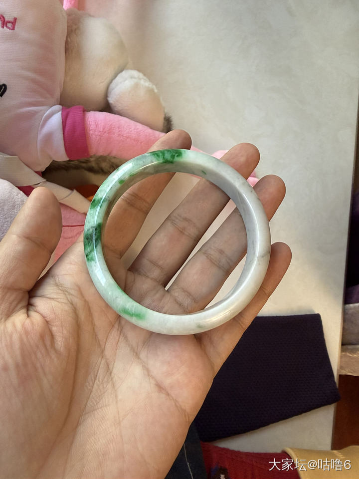 一些翡翠_翡翠