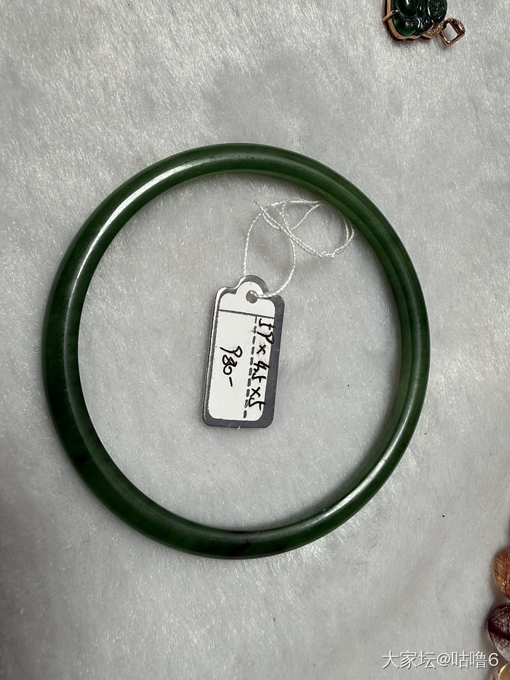 一些翡翠_翡翠