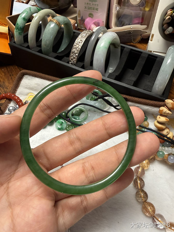 一些翡翠_翡翠