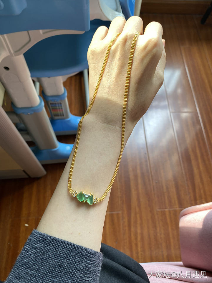 闲置随形冰甜绿翡翠项链_翡翠