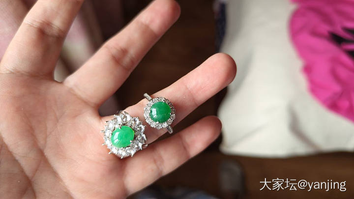 天然缅甸A货翡翠戒指_翡翠