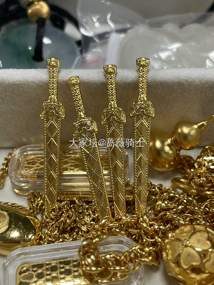 不定期大盘价回血黄金金条，品牌黄金首饰低于官方价_金