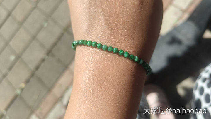 天然缅甸A货翡翠珠链_翡翠