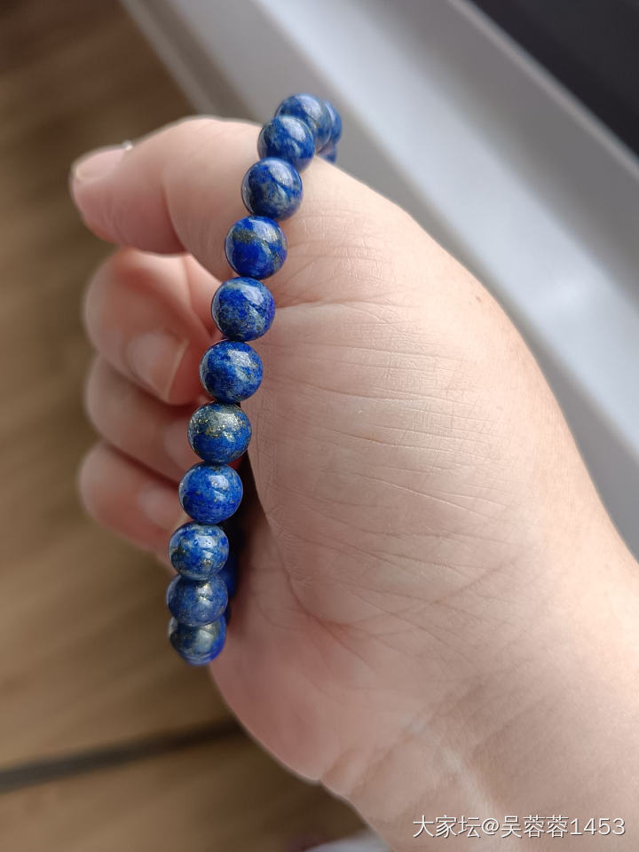出青金石手串_彩色宝石