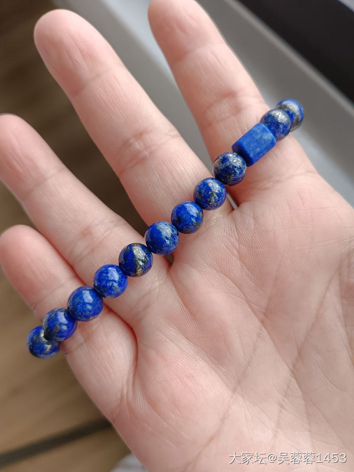 出青金石手串_彩色宝石