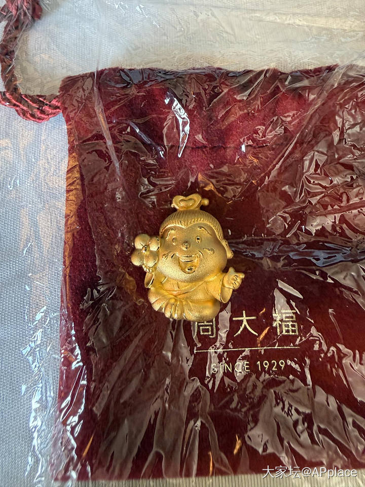 周大福桃花月老_金