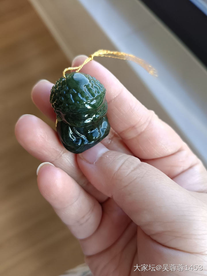 出碧玉宝宝佛_和田玉